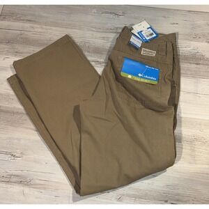 NWT Columbia Pants 34x33 Flat Front Khaki Regular Fit UPF 50 Ultimate ROC Hiking